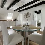 Idyllisches Wohnen Im Schloss Apartment